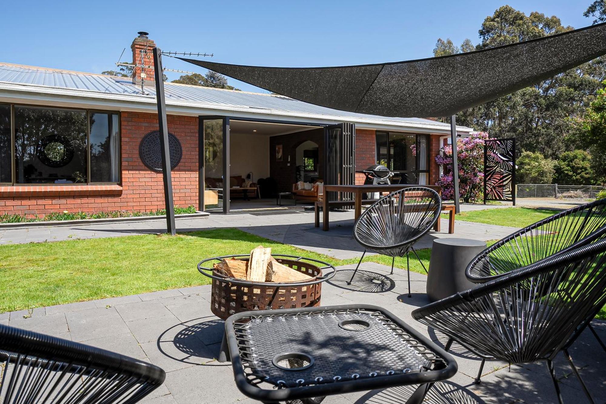 Lumeah Retreat Bruny Island Villa Adventure Bay Exterior photo